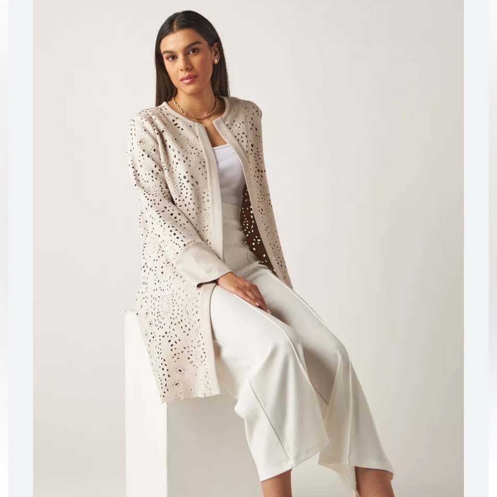 Guillaume Chic Beige Laser-Cut Zip Up Jacket Sz S